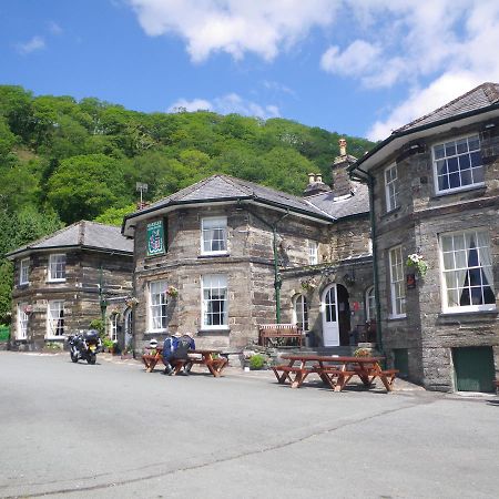 The Oakeley Arms Hotel Maentwrog ภายนอก รูปภาพ