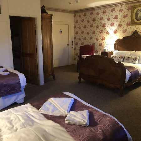 The Oakeley Arms Hotel Maentwrog ภายนอก รูปภาพ