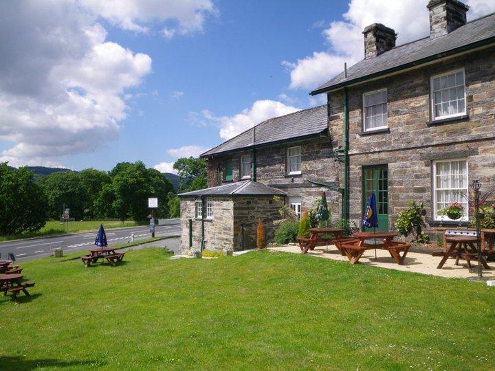 The Oakeley Arms Hotel Maentwrog ภายนอก รูปภาพ