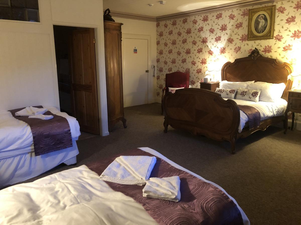 The Oakeley Arms Hotel Maentwrog ภายนอก รูปภาพ