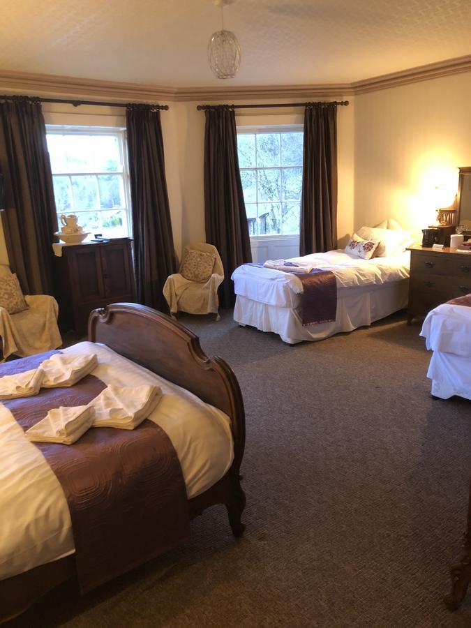 The Oakeley Arms Hotel Maentwrog ภายนอก รูปภาพ